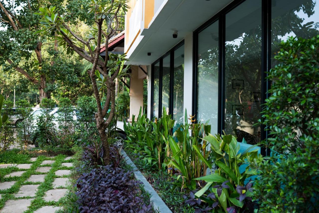 Angkor Sivutha Suites By Alfa Siem Reap Ngoại thất bức ảnh